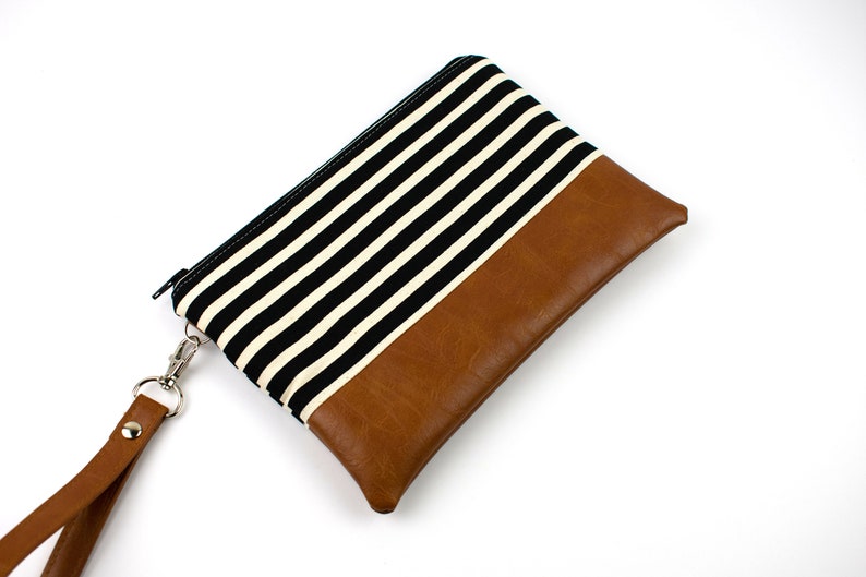 Black and White Striped Clutch Purse iPhone 7 Wristlet | Etsy