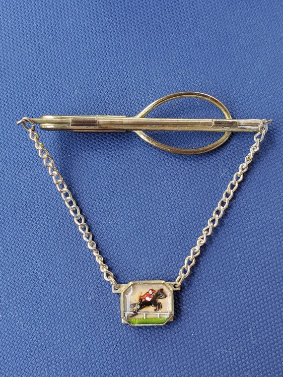 Horse Races Tie Pin w/ Chain Reversed Carved Glass