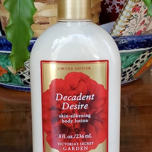 Victoria&#39;s Secret Decadent Desire body lotion Limited Edition 8oz