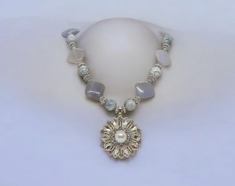 Agate Necklace - Gray Necklace For Her - Jeweled Necklace - One Of A Kind Necklace - Statement Necklace - Gemstone Necklace - Gift For Her