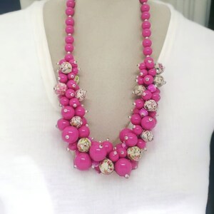 Collar floral para mujer - collar rosa - collar de flores - collar de tela - collar único - collar de babero - collar de declaración