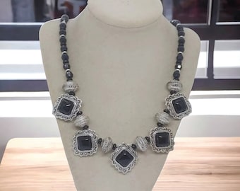 Schwarze Halskette - Hochzeitshalskette - Brautjungfer Halskette - Schwarze Halskette - Schwarze Halskette für Sie