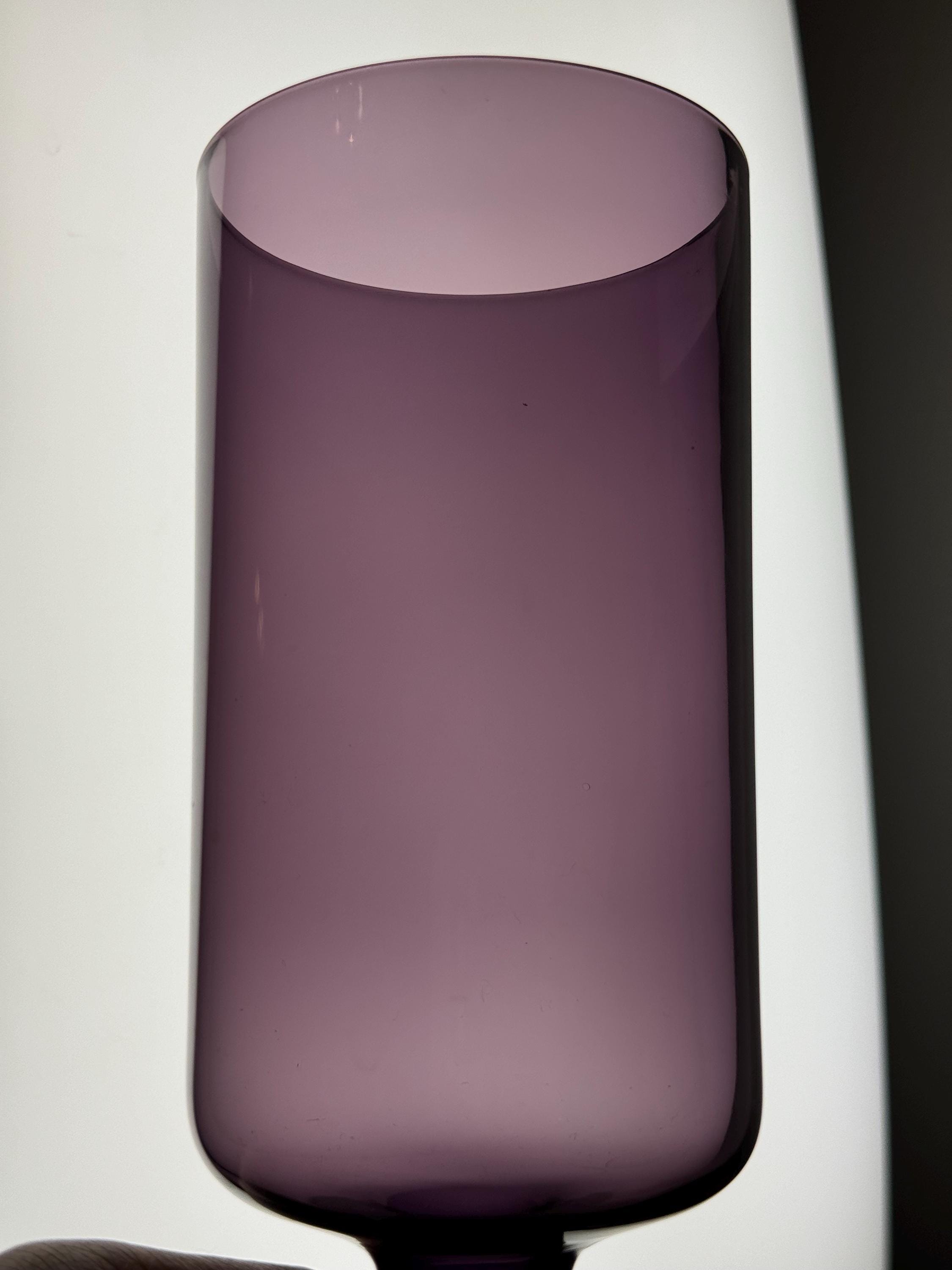Vintage / Beautiful Purple Nuutajärvi Glass Vase 3047 Designed by