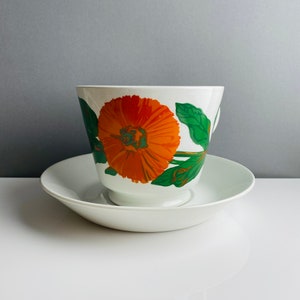 Arabia rare huge tea cup set named “Suvi” by Kaj Franck, 1970s