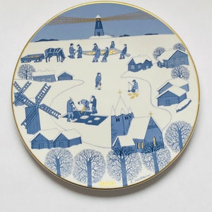 Very cute vintage Arabia Finland ceramic year plate, Raija Uosikkinen, 1980, Made in Finland