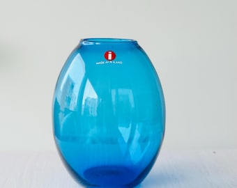 Beautiful/ Elegant/ Blue Glass Vase 2797 Designed by Tapio