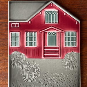 Collectable /arabia art ceramics wall art named Runon Mailla designed and signed by Kerttu Nurminen, 1960s, Made in Finland