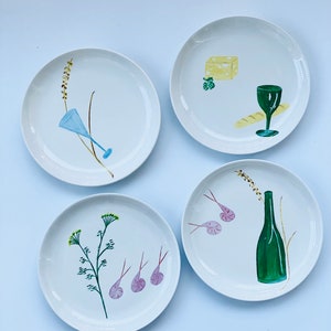 Rare Hand painted arabia porcelain dinner plates set designed and made in 1959. Signed Pyre arabia Finland
