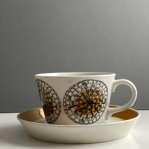 &quot;Seltenes Vintage Arabia Finland Kaffeetassen-Set &quot;&quot;Kehäkukka&quot;&quot; 1960er Jahre, Design ESTERI TOMULA 1965, Made in Finland.&quot;