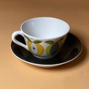 Rare / great condition vintage Arabia Finland ceramic coffee cup set named “Korona&quot;, designed by Kaj Franck, 1950s, Made in Finland