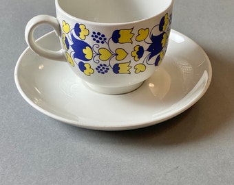 Very rare vintage Arabia Finland coffee cup by Göran Bäck, 1970, made in Finland