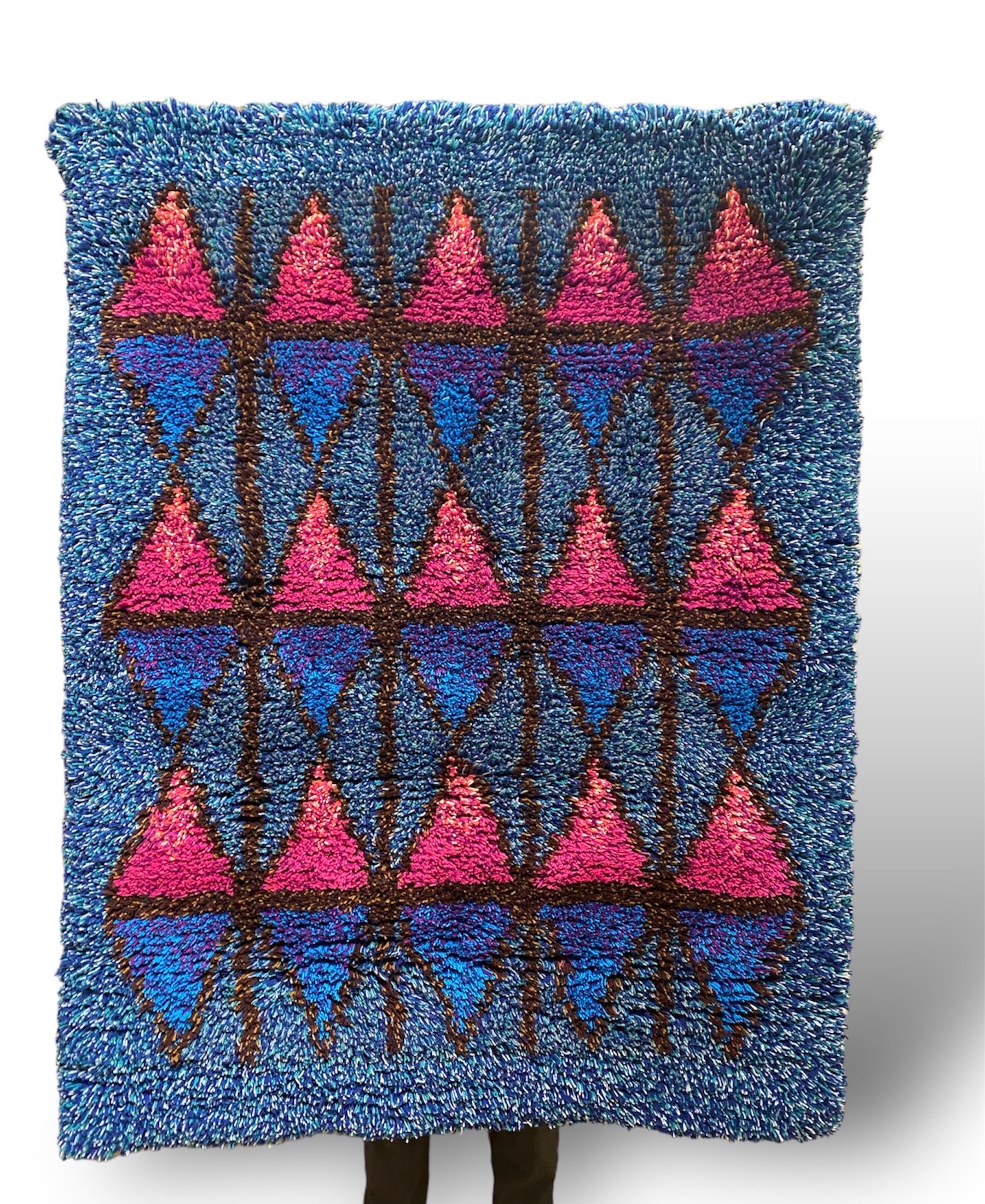 Collector's item / Abstract and beautiful Mid Century Modern Vintage Finnish Rya Rug (Ryijy) 1970s made in Finland