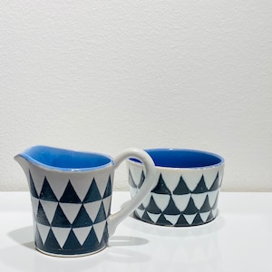 Very collectable Rare /Classic beautiful Kupittaan savi ceramic cream and sugar bowl by Okki Laine 1950s - Made in Finland