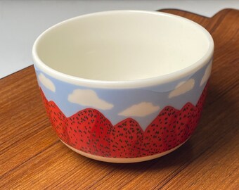 Mint with tag/Marimekko ceramic bowl MANSKIKKAVUORET designed by Maija isola