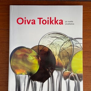 Almost Mint condition design book titled: Oiva Toikka - 50 vuotta oivalluksia , 2004