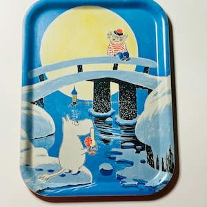 Mint with tag / Moomin wooden tray, made in Sweden