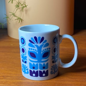 Marimekko Kanteleen kutsu mug blue designed by Sanna Annukka 2008, made in Finland