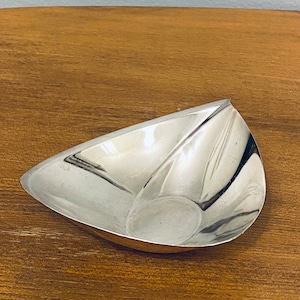 Artículo de coleccionista/Tazón artístico vintage de plata de ley 916 de Tapio Wirkkala, modelo TW 118, fabricado para Kultakeskus en el año 1965, fabricado en Finlandia
