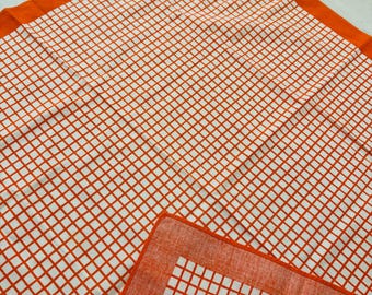 ヴィンテージマリメッコ カイヴォ生地テーブルクロス：赤の幾何学模様