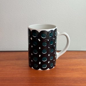 Very rare arabia big mug named ”Haarikka kork” designed by Gunor Olin-Grönqvist, 1960s, Made in Finland