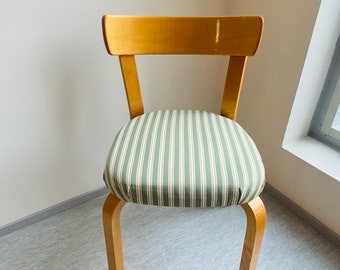 Museum standards/for collectors/With original stamp/Heavy/Vintage Alvar Aalto 69 chair from the 1930s for artek, Made in Finland