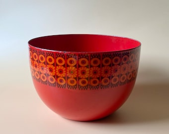 Big vintage Finel arabia red enamel bowl by Kaj Franck, made in Finland, 1960s