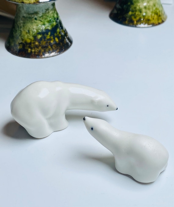 Signed/ Rare/ Collector's Ceramic Arabia Figure, Polar Bear Mom