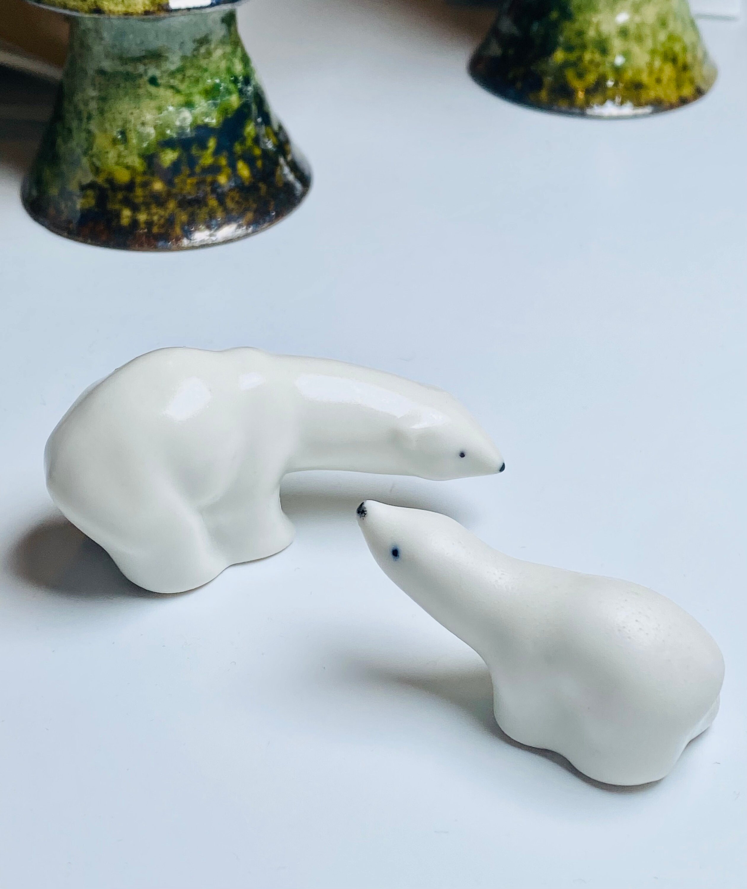 ARABIA Raili Eerola シロクマ Signed/ Rare/ Collector's Ceramic Arabia Figure, Polar Bear Mom