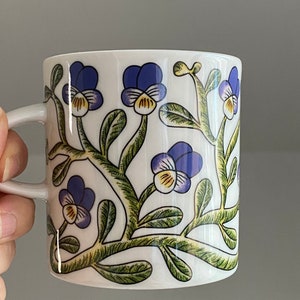 Arabia Finland ceramic mug named Keto Orvokki, Made in Finland image 2