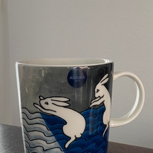 Rare/ limited addition Vintage Arabia Finland ceramic mug named “Kuunsilta” designed by Heljä Liukko-Sundström, design in Finland