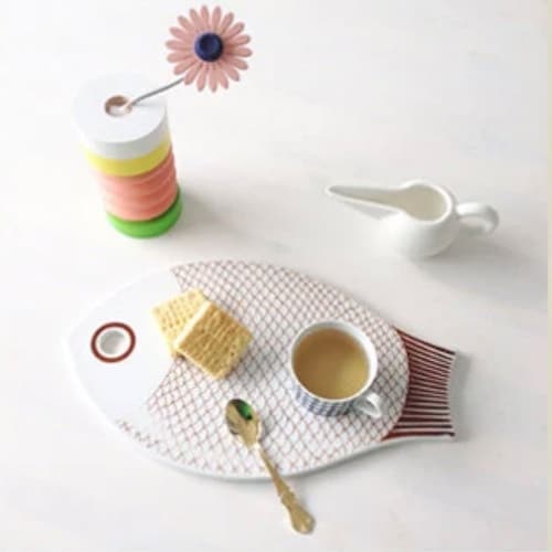 Kaija Aarikka がデザインした 3 つのパーツからなる大きな