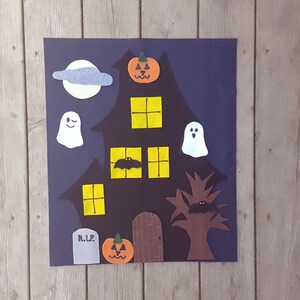 Haunted House Felt Board Set: Halloween Story Time