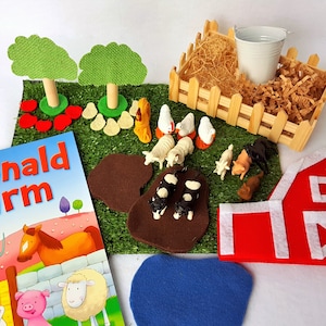 Old McDonald Had a Farm, Old McDonald Sensory Bin, Book Inspire, Small World, Tuff Tray, Storybook Sensory Bin | Montessori | Farm Life