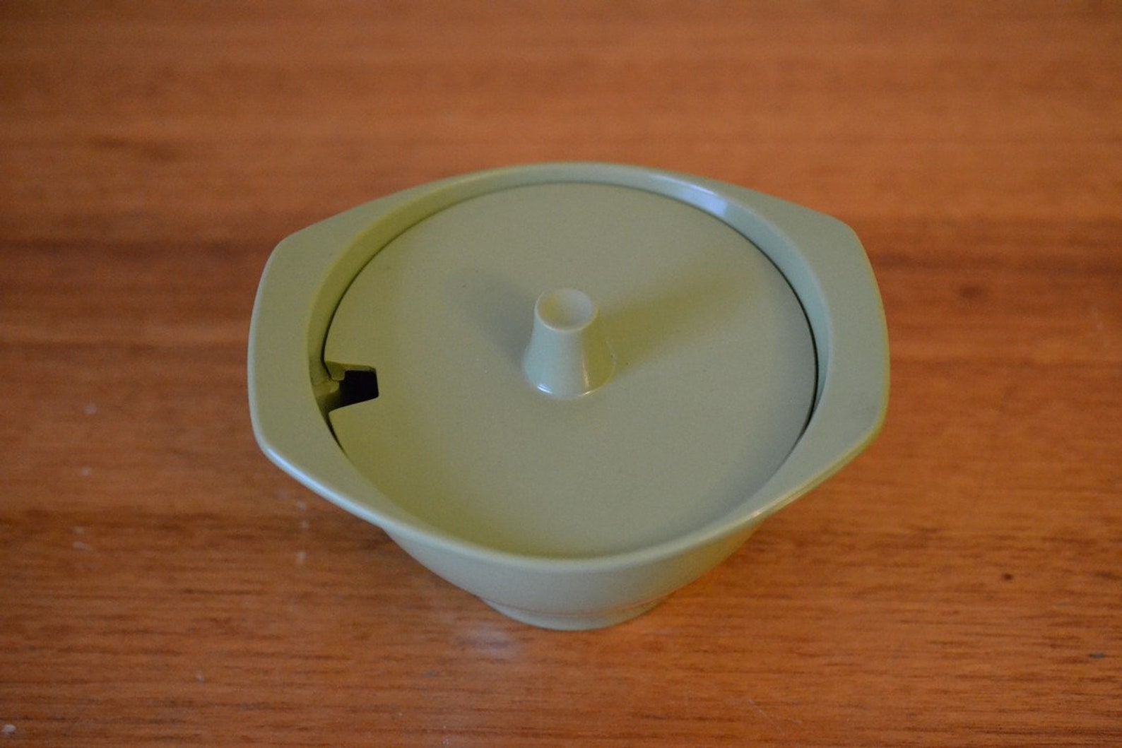 Vintage Bessemer green plastic sugar bowl lid condiment BYLBT Etsy