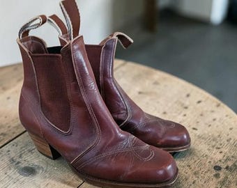 ヴィンテージ ハンドメイド オーストラリア製 ブラウンレザー チェルシーブーツ キューバンヒール Cマンススタイル レディース 6.5 Aus