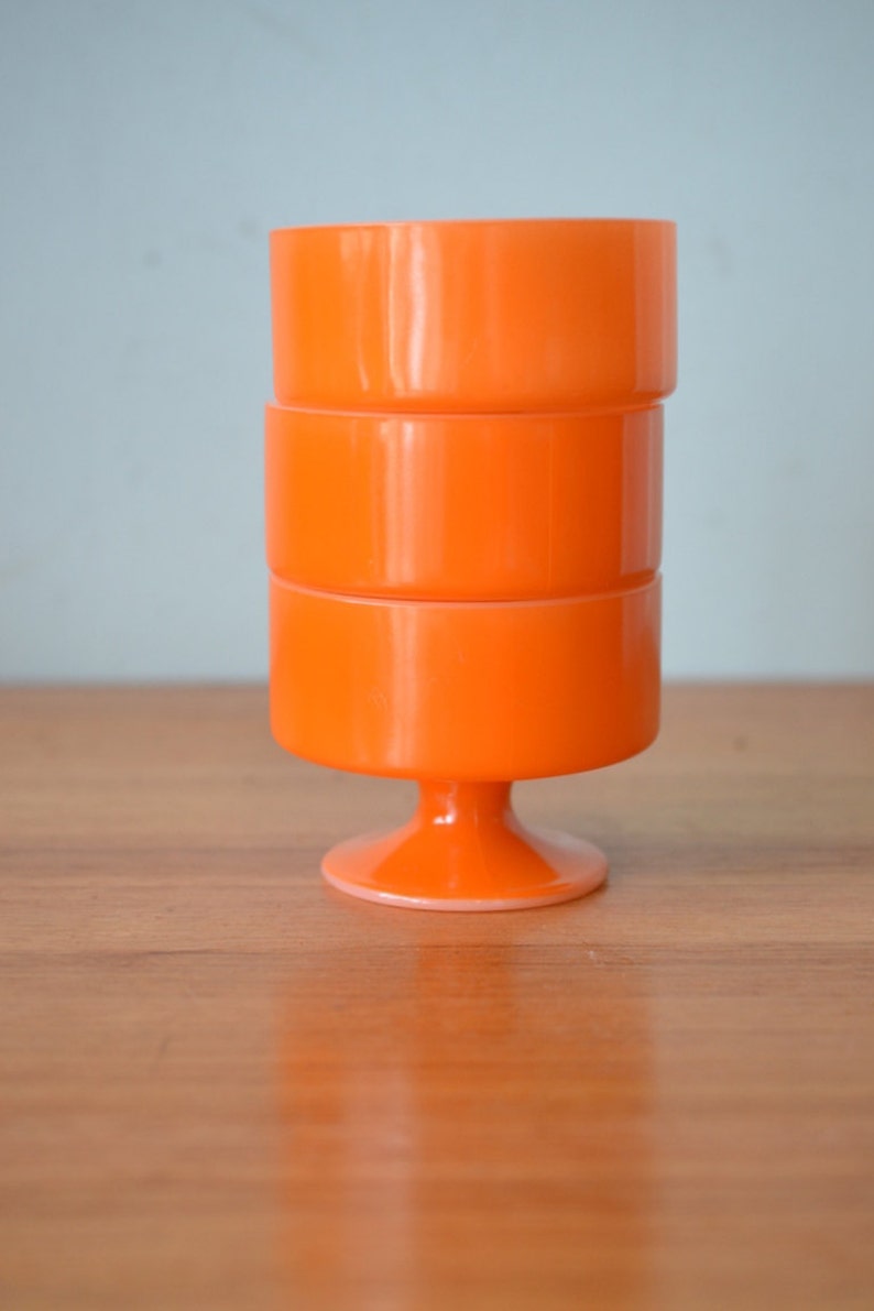 Vintage dessert bowls cups orange USA ramekins pyrex ramekins