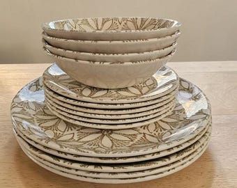 Vintage New Zealand Ironstone Dinner Set Floral Retro Plates Bowls 15pc