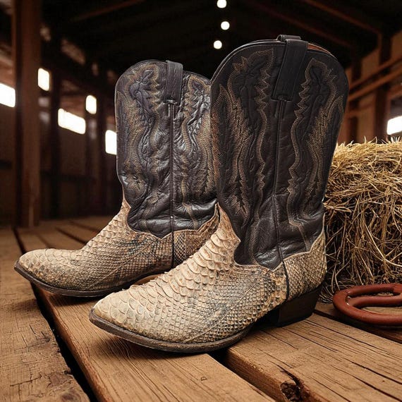 Vintage Dan Post Python leather Snakeskin Western… - image 1