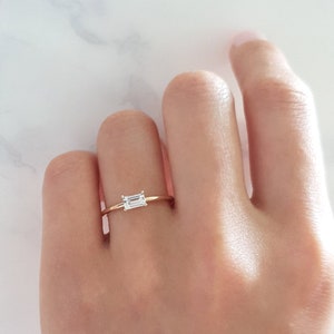 White Topaz Baguette Ring / 14K Solid Gold Ring / Baguette Ring / Topaz Ring / Topaz Ring 14K Gold / Topaz Ring Solid Gold /White Topaz Ring