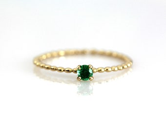 Emerald 0.1ct Solitaire Ring, 14K Solid Gold, Emerald Ring Gold, Natural Emerald Ring, Ball Ring, 14K Gold Ball Ring Emerald, Emerald Ring