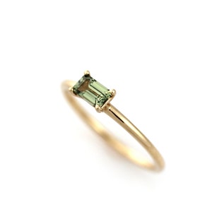 Green Sapphire Baguette Ring / 14K Solid Gold Ring / Baguette Ring / Sapphire Ring Gold / Sapphire Ring Solid Gold / Green Sapphire Ring