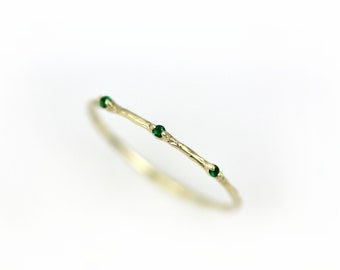 Emerald Twig Ring / 14K Solid Gold / 14K Emerald Ring / Gold Emerald Ring / Solid Gold Emerald Ring / Natural Emerald Ring / May Birthstone