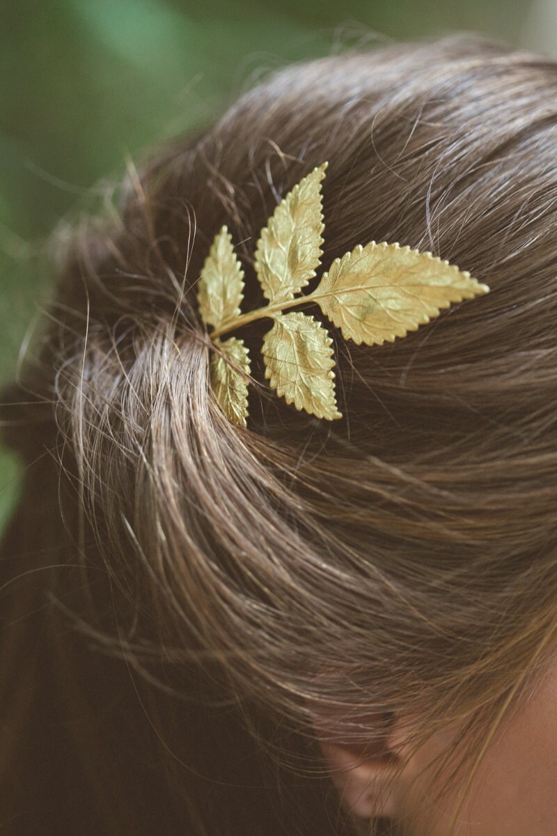Gold Leaf Hair Pin Leaf Bobby Pin Leaf Hair Clip Bridal Hair Etsy