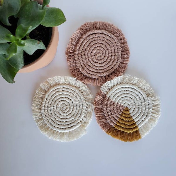 Macrame Coasters | Housewarming Gift | Boho Home Decor | Round Coasters