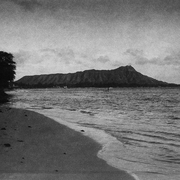 Diamond Head et Waikiki Beach avant les hôtels, Oahu, Hawaï (photographie historique en noir et blanc, impression Giclée)