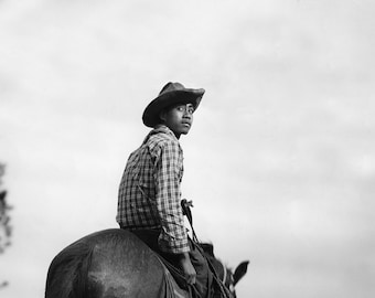 Paniolo (Hawaiian Cowboy) Ranching on Molokai, Hawaii (Black and White Historical Photograph, Giclée Print)