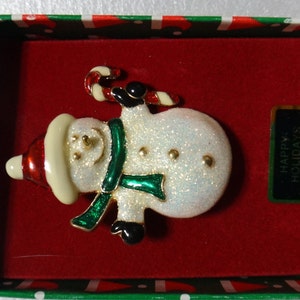 Snowman holiday pin - goldtone and enamel