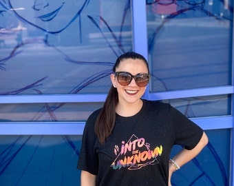 Unknown| Tee | Shirt | Elsa | Inspired | Queen |Holographic | Unisex Shirts | T-Shirts | Magic | Olaf |Frozen | Family | Princess | Birthday