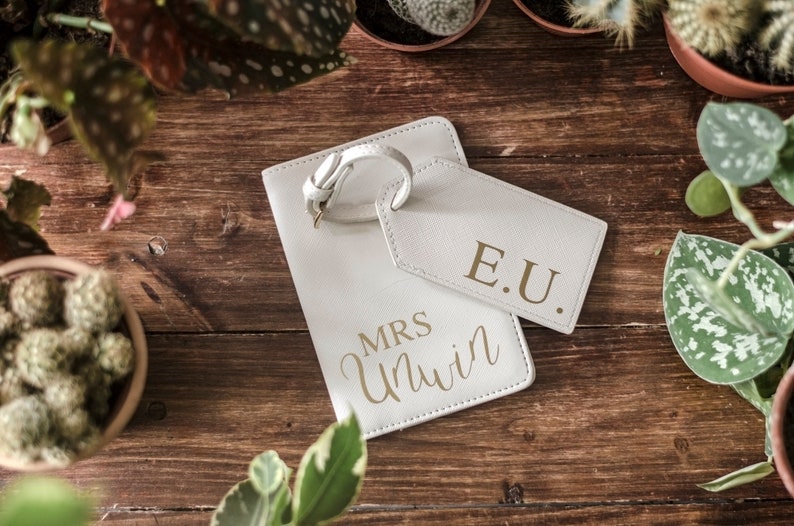 MR & MRS / Matching Passport Cover And Luggage Tag Set / Honeymoon Present image 2