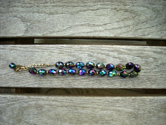 Beautiful Blue Faceted Necklace - image 4